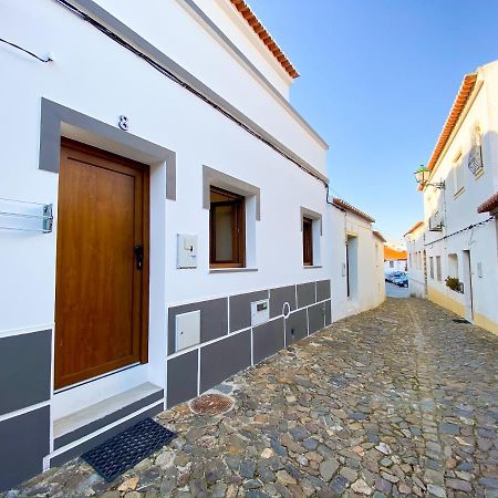 Casa Barbara - No Centro Historico De Aljezur Villa Exterior foto